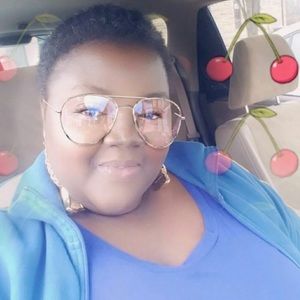 Meet your Posher, Omolara